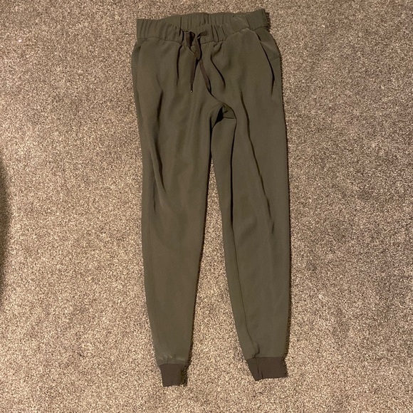Lululemon Joggers - Picture 1 of 2